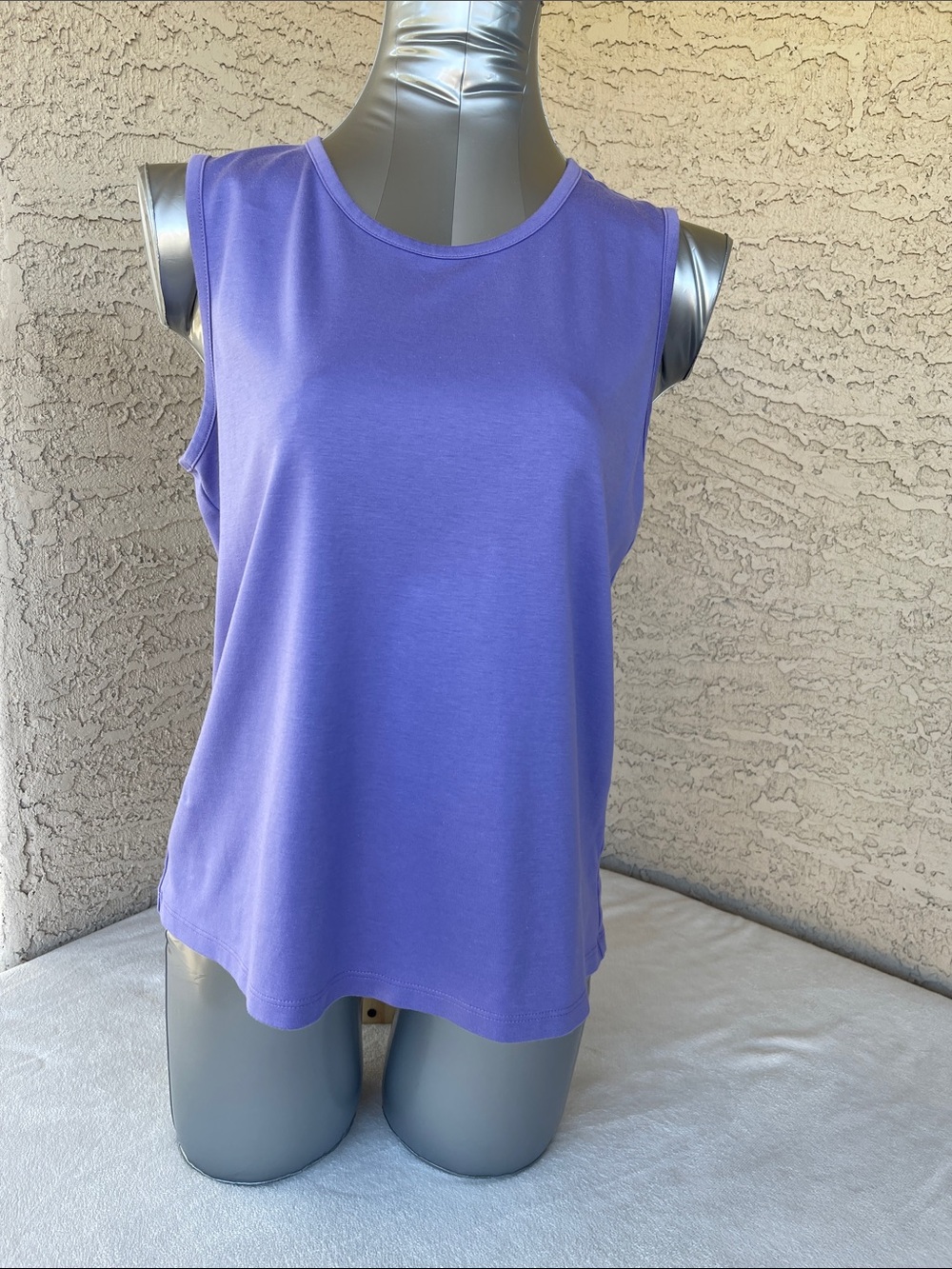 L.L. Bean Women’s Sleeveless Crewneck Tank - Lavender Purple